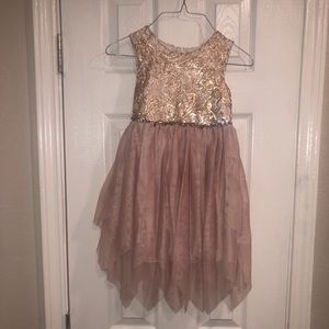 Girls Size 5 Dress.